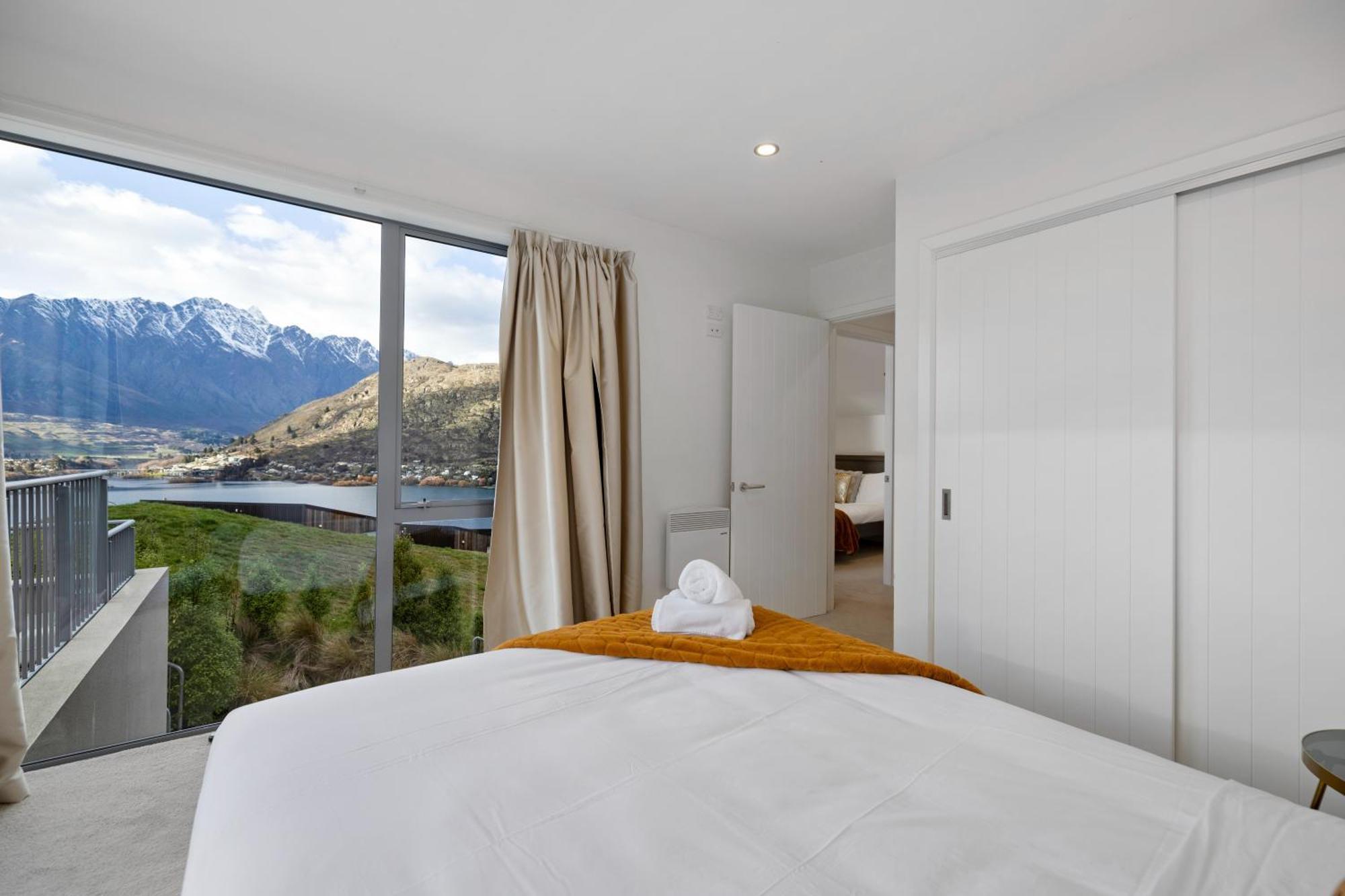 فيلا Luxury Away - Summit View كوينستاون المظهر الخارجي الصورة